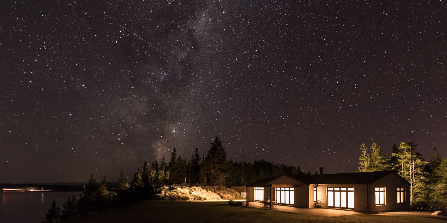 stargazing at mt cook lakeside retreat