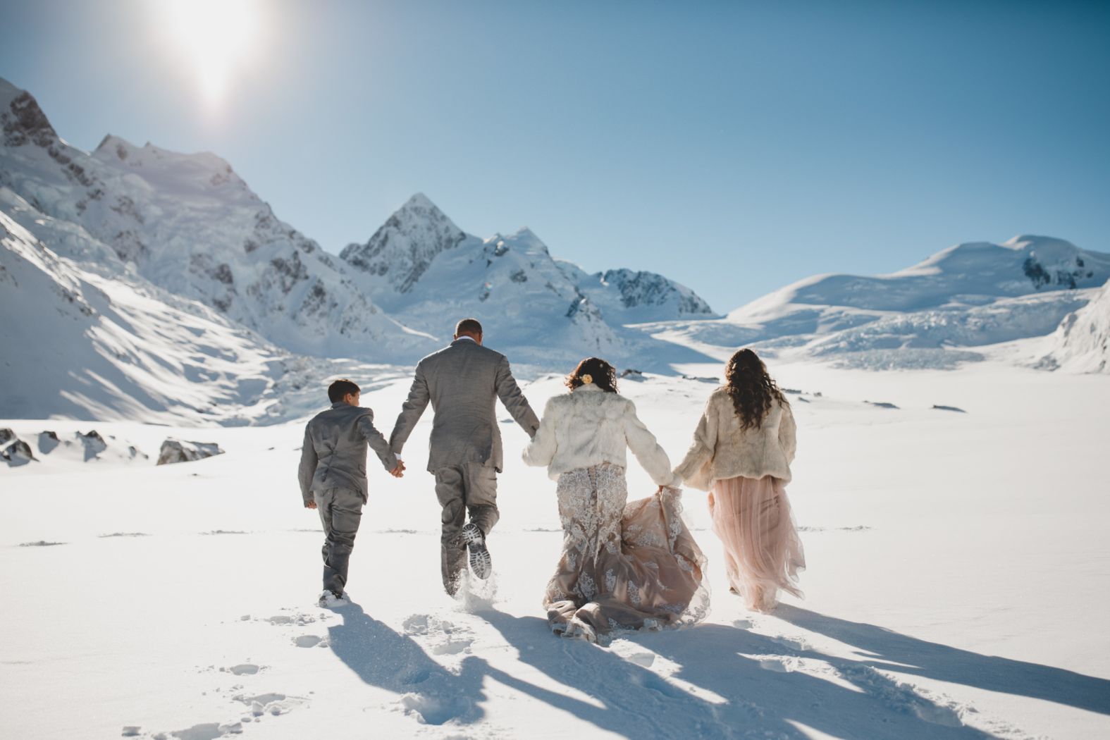 wedding photos at mt cook lakeside retreat