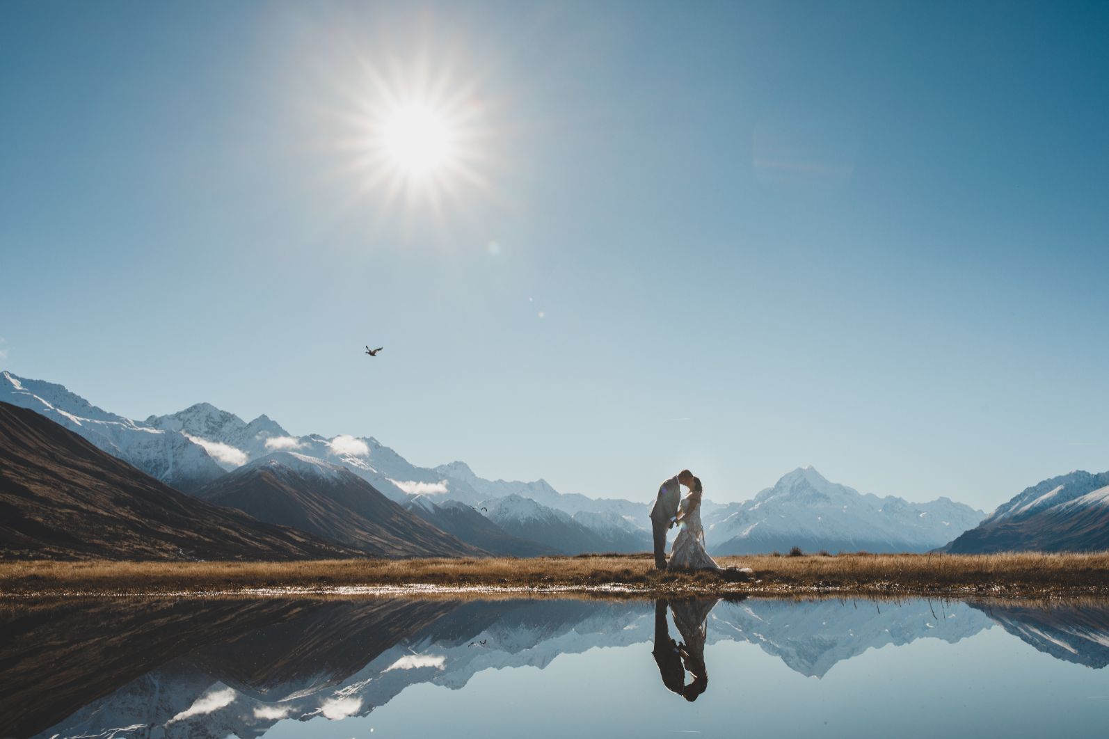 wedding photos at mt cook lakeside retreat