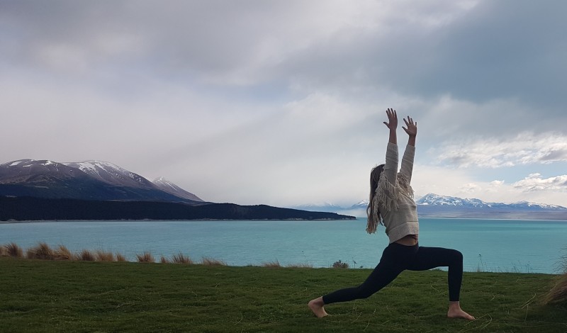 yoga at lake pukaki